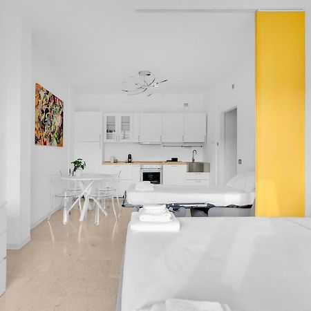Yellow Flat Central Μιλάνο Εξωτερικό φωτογραφία